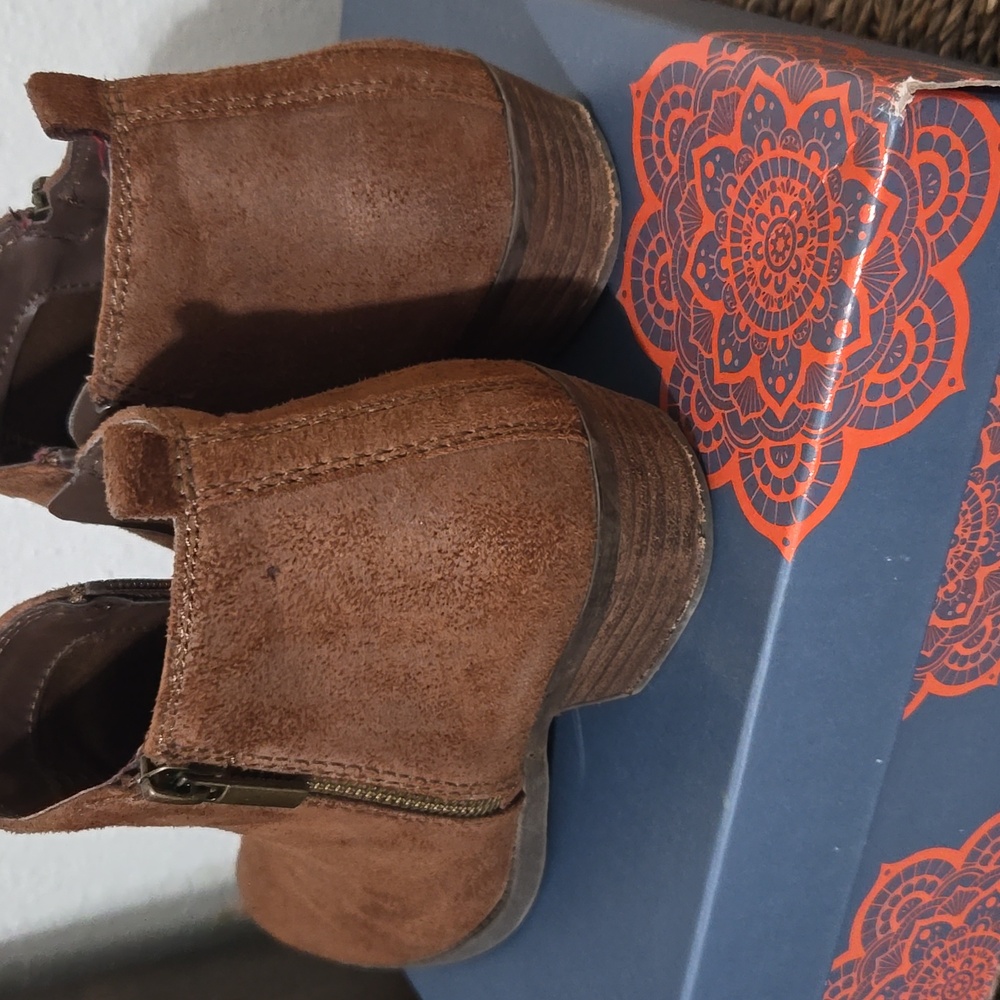 Booties - Picture 2 of 4